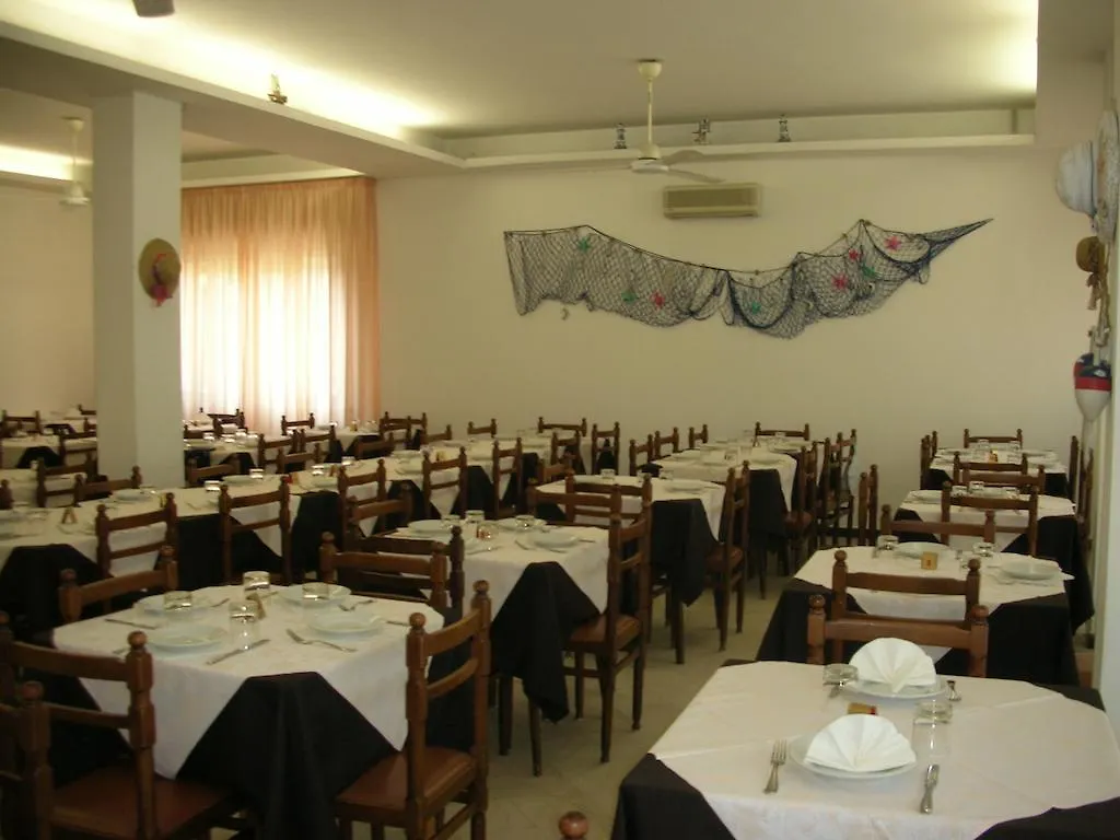 Hotel Gemma Rimini 2*,  Italy