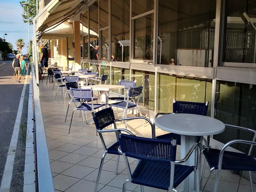 Hotel Gemma Rimini 2*,  Italy
