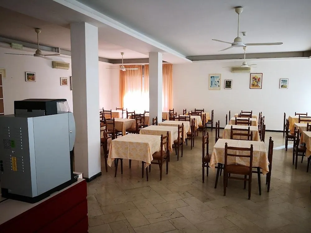 Hotel Gemma Rimini 2*,  Italy
